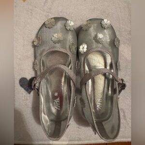 Zara Kids Metallic Floral Dress Shoes